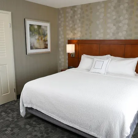 Courtyard By Marriott Sioux Falls Hotel Exterior photo